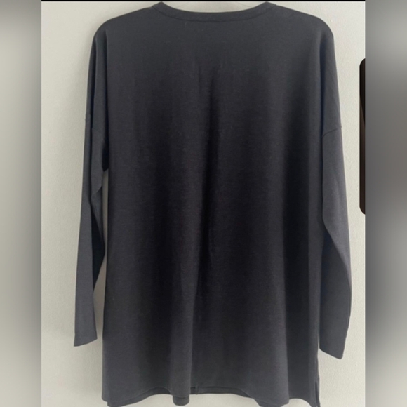 NWT J.JILL Women Top Blouse Size Large Long Sleeves Crew Neck Gray Color - Picture 2 of 12